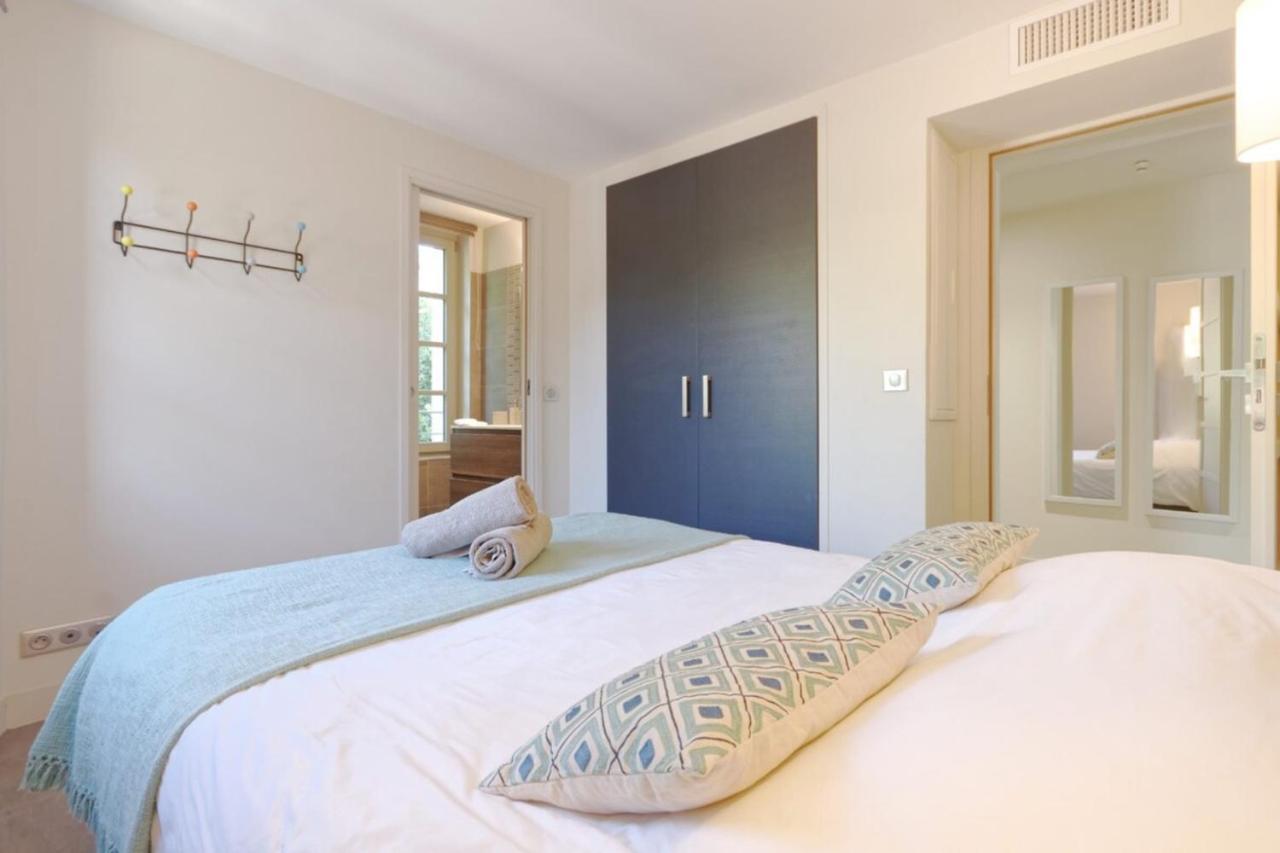 Private Furnished Apartment With All Comfort Has A Garden In A Green Space Meyreuil Exterior photo