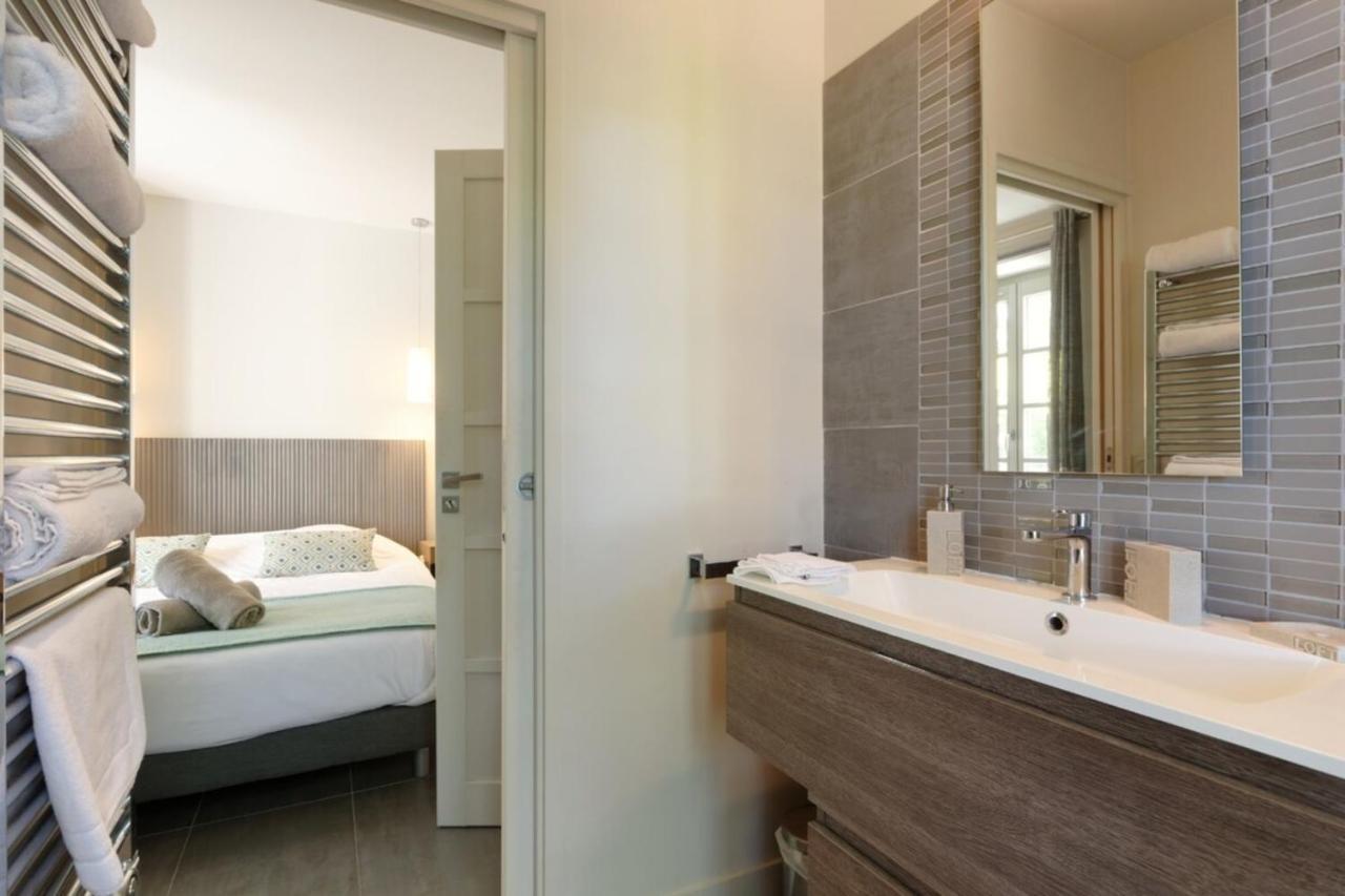 Private Furnished Apartment With All Comfort Has A Garden In A Green Space Meyreuil Exterior photo